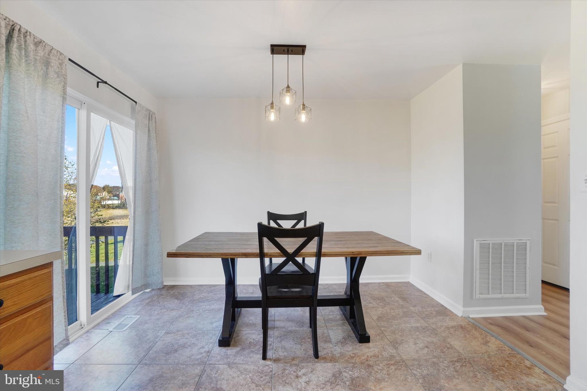 HEARTHRIDGE/WOODMONT - Residential