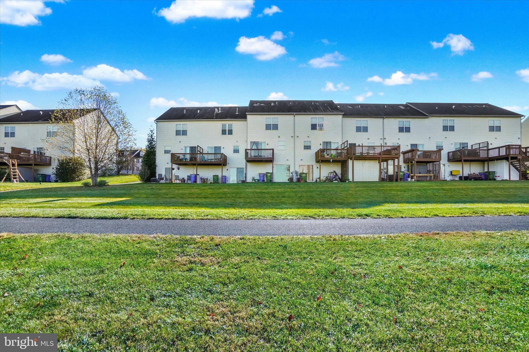 HEARTHRIDGE/WOODMONT - Residential