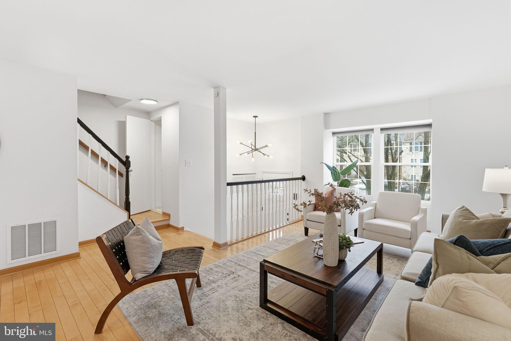 DERWOOD STATION - Residential