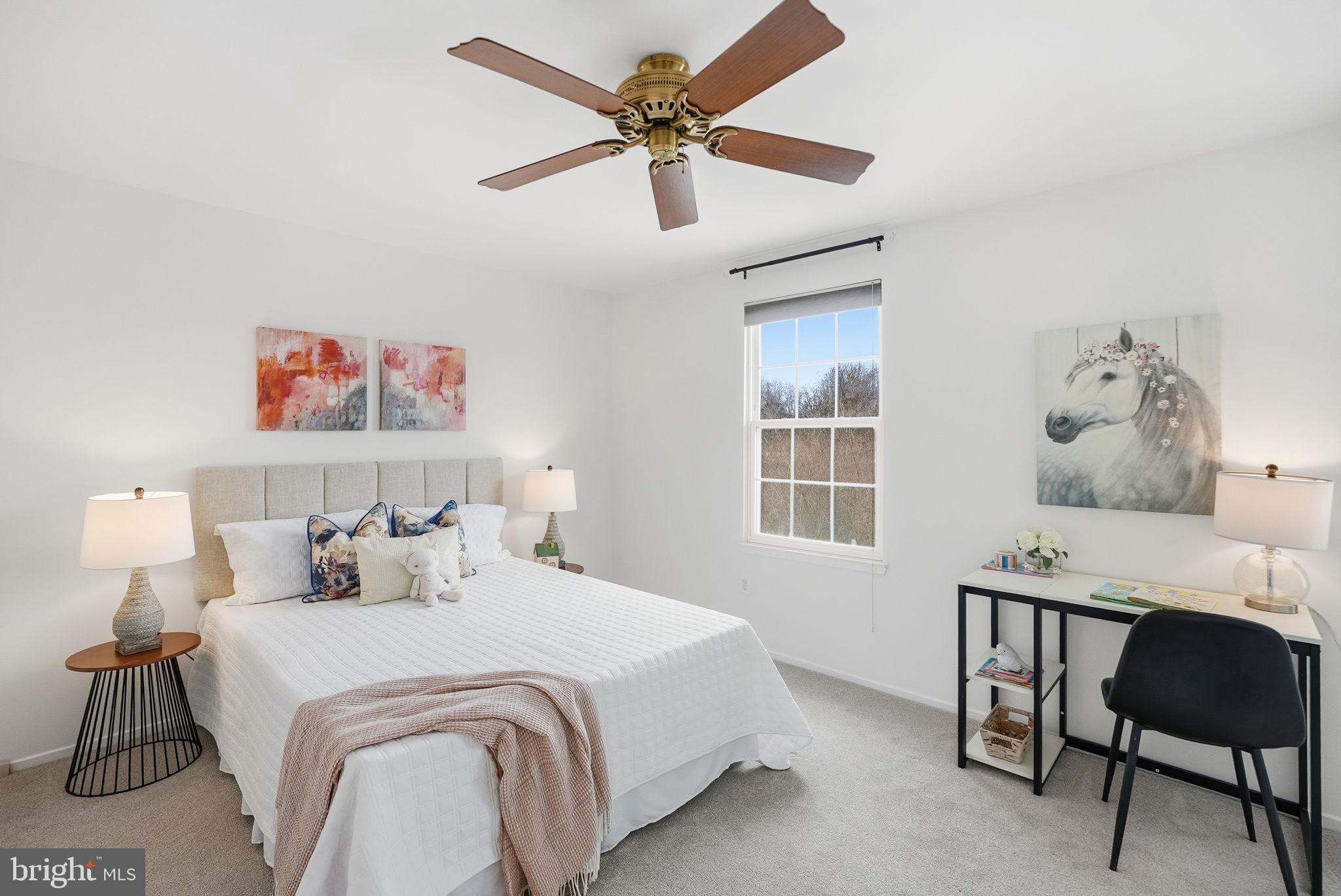 DERWOOD STATION - Residential