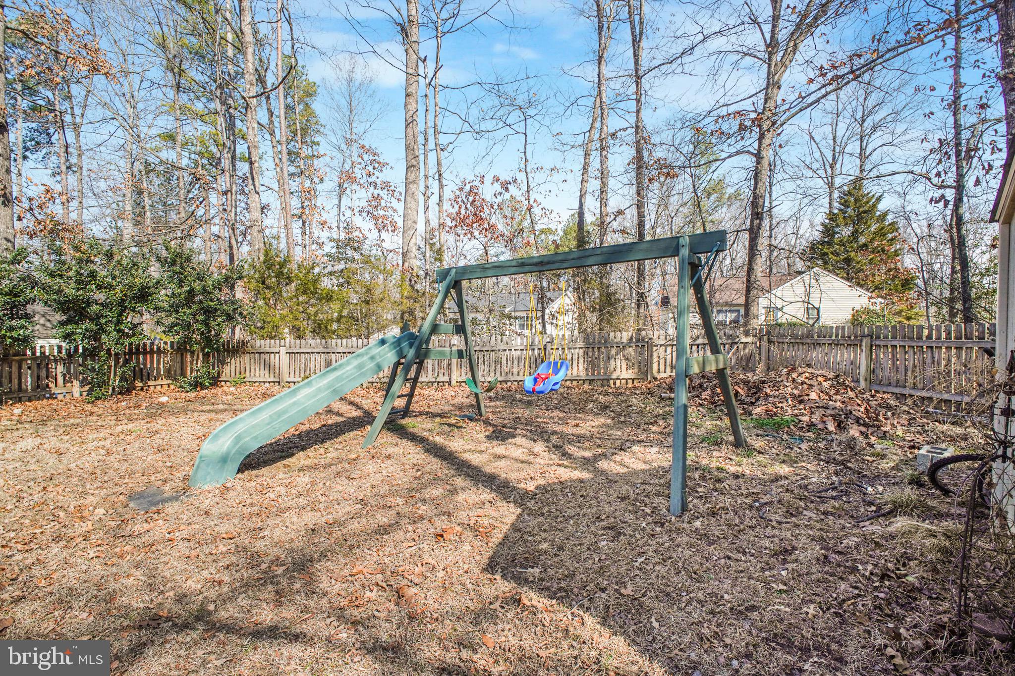 LAKE CAROLINE - Residential