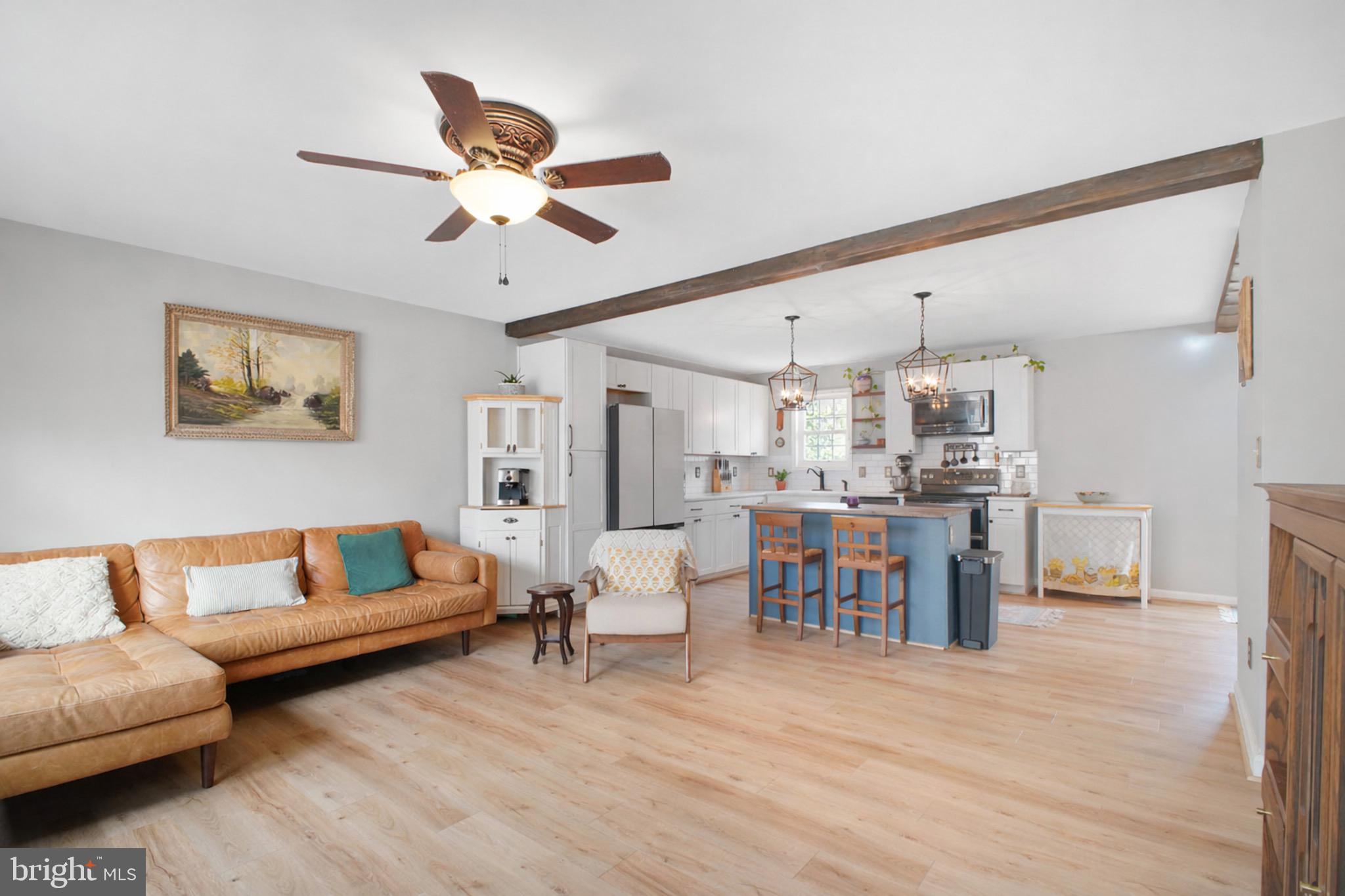 LAKE CAROLINE - Residential