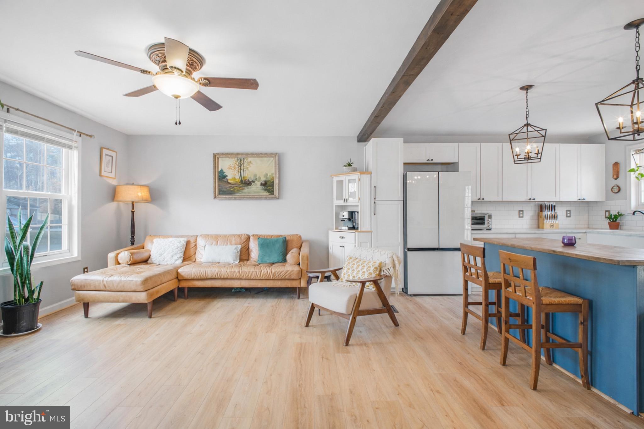 LAKE CAROLINE - Residential