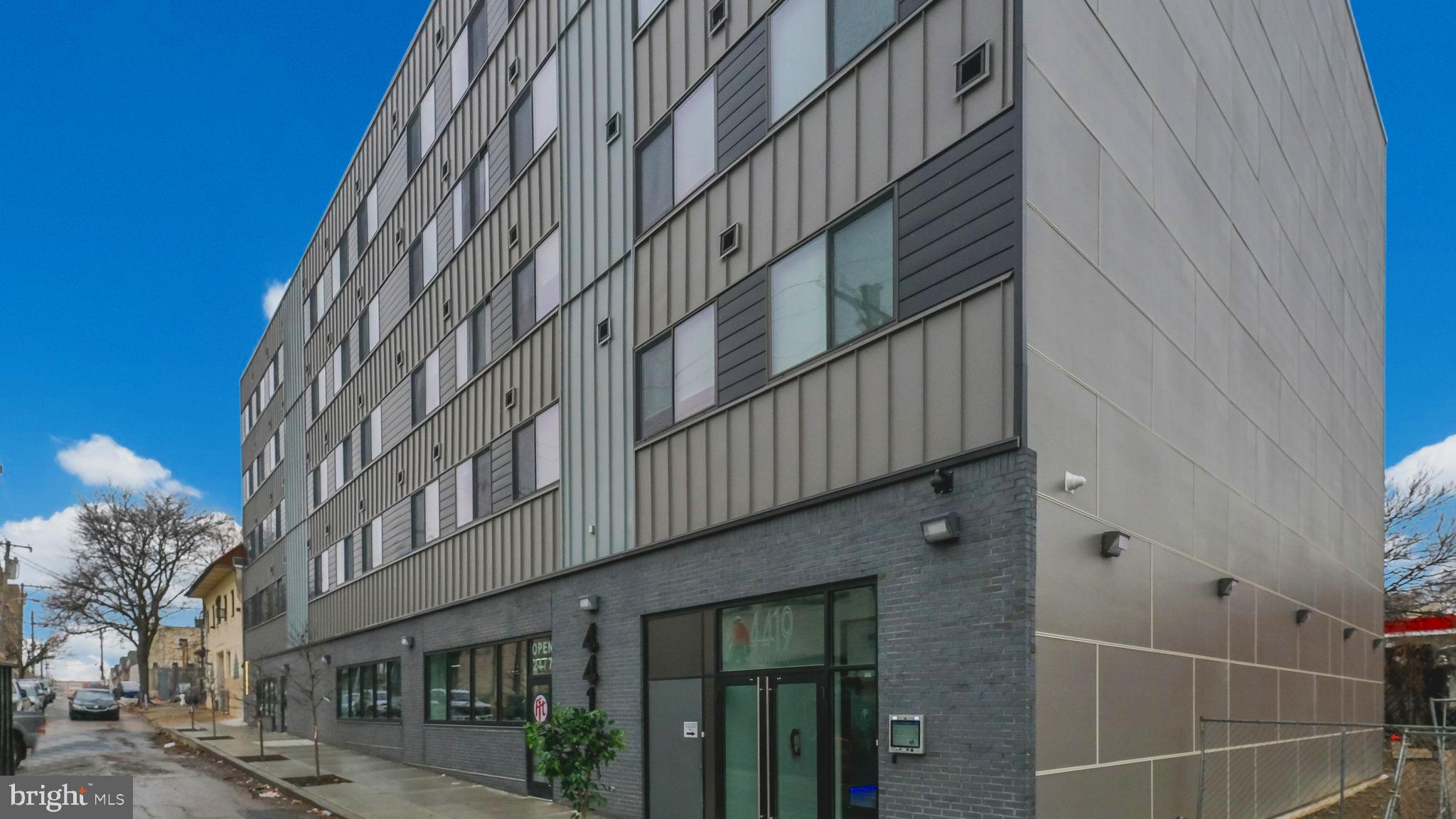 SPRUCE HILL - Residential Lease