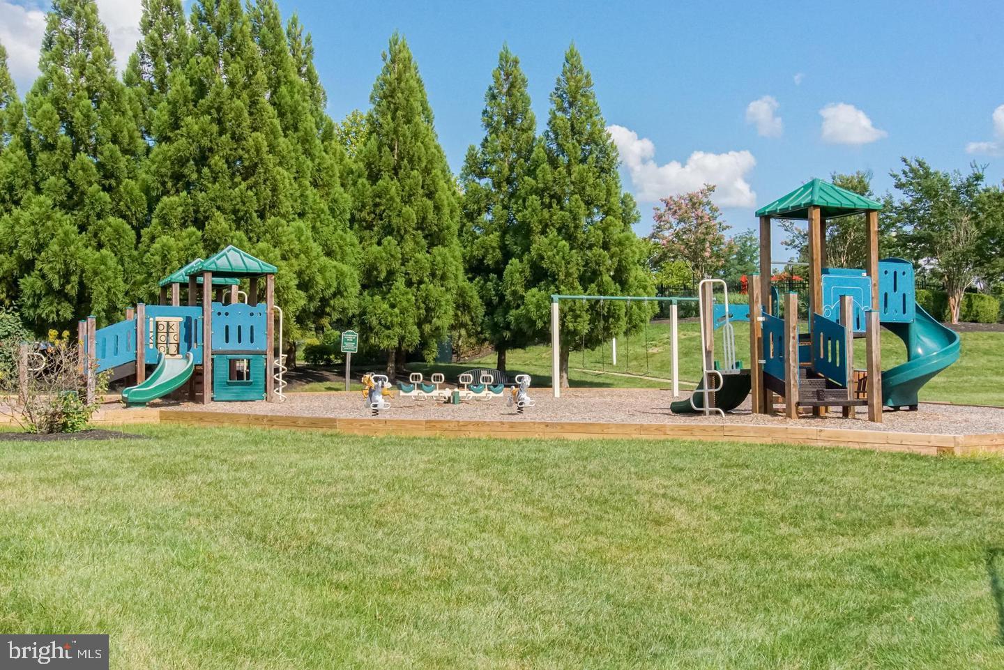 VILLAGES OF URBANA - Residential