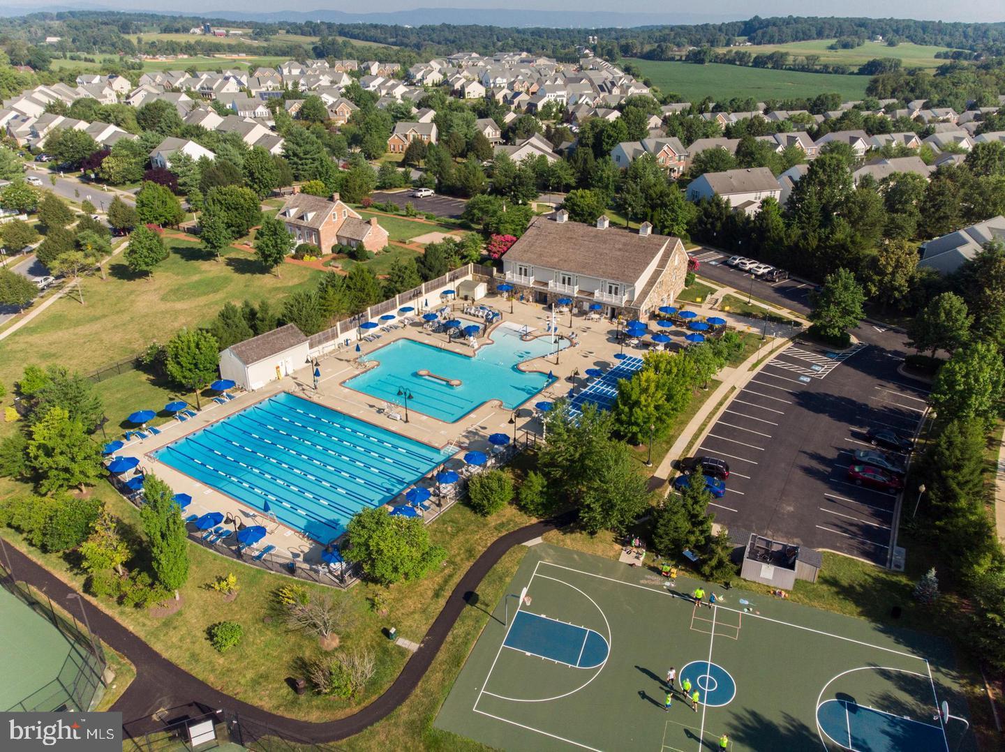 VILLAGES OF URBANA - Residential