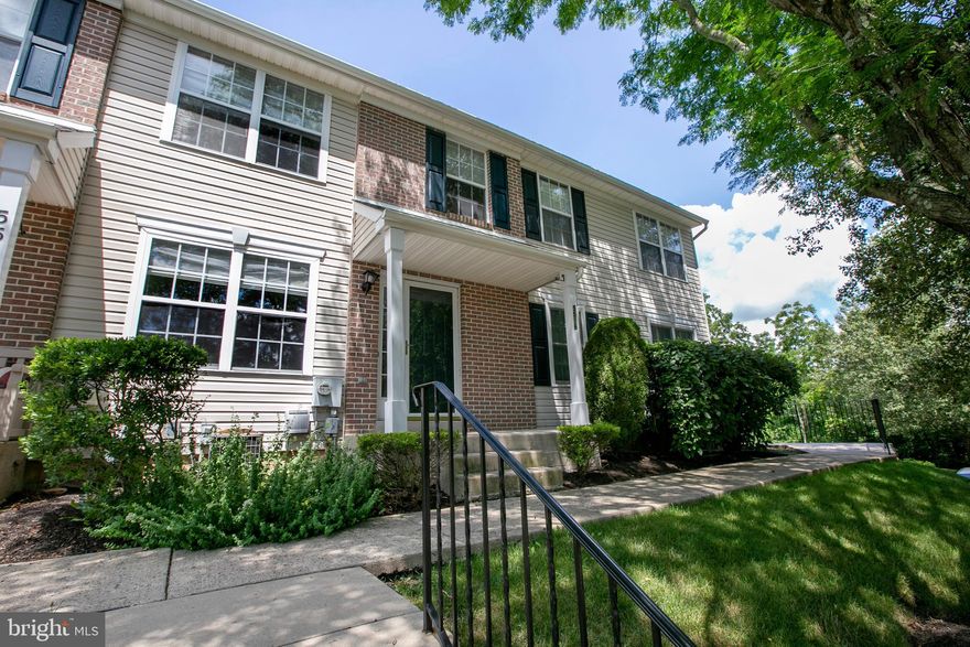 Move-in ready 2 bedroom home in popular Patriots Ridge, just outside of Doylestown Borough and convenient to main roads like Routes 611 and 313. Located in Central Bucks School District, with updated flooring and backing up to a grassy, flat common area, enjoy the stainless steel appliances in the kitchen, walk-in closets in both bedrooms, and a large, unfinished basement with high ceilings and commonly used as flex-space.