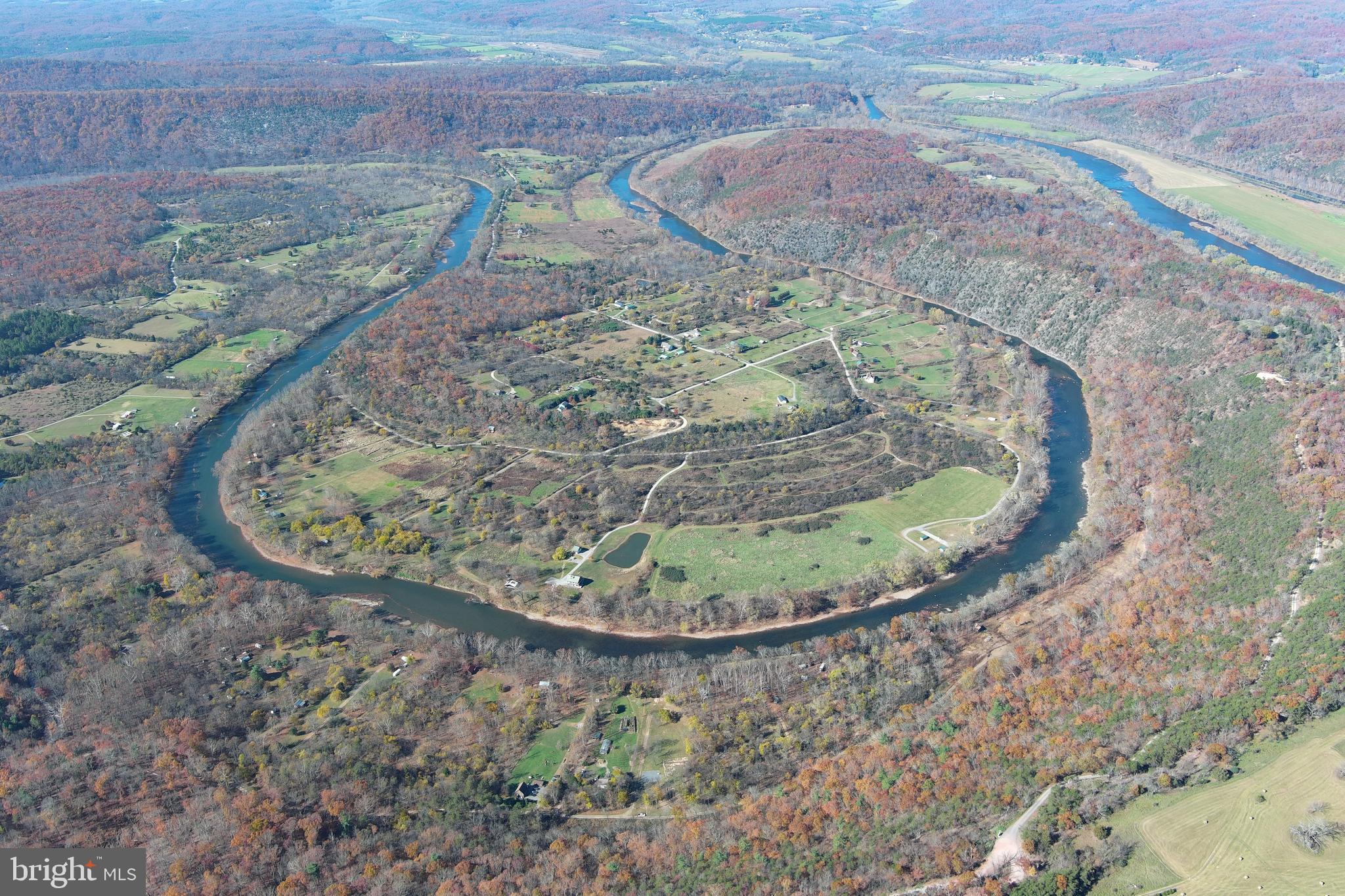 FRENCHS NECK EAST - Land