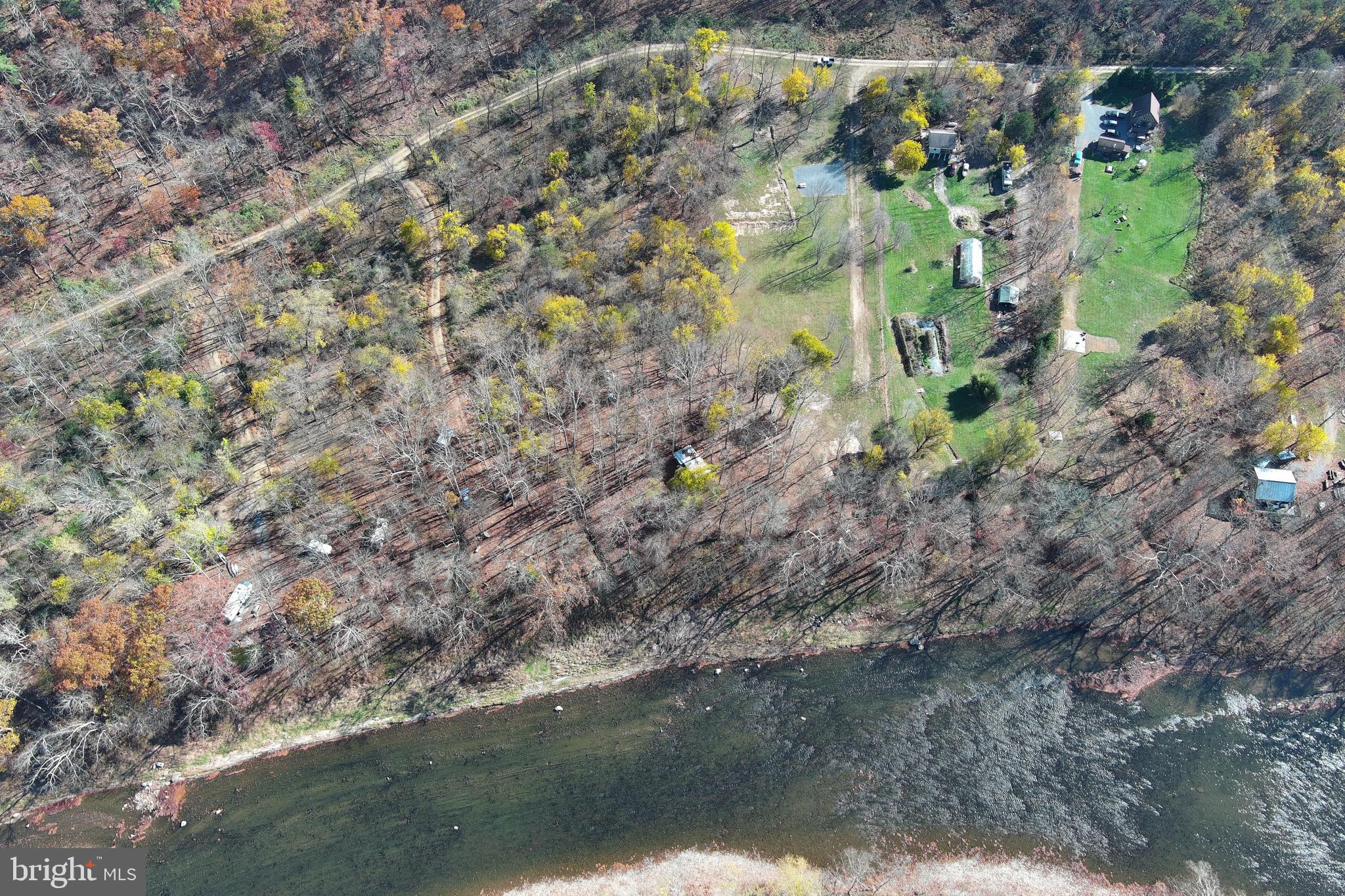 FRENCHS NECK EAST - Land