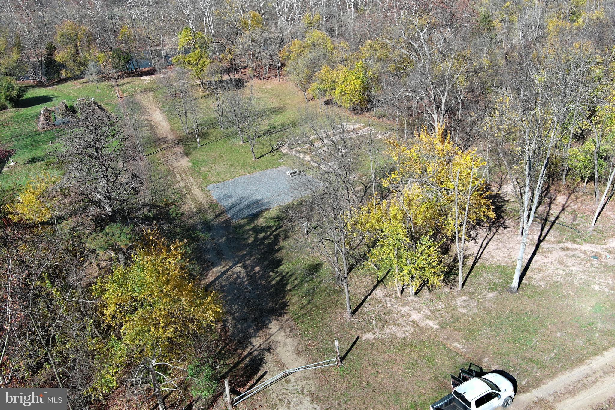 FRENCHS NECK EAST - Land