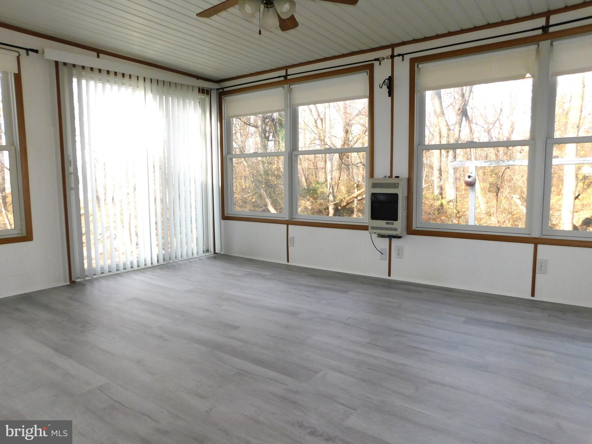 ROUZERVILLE - Residential