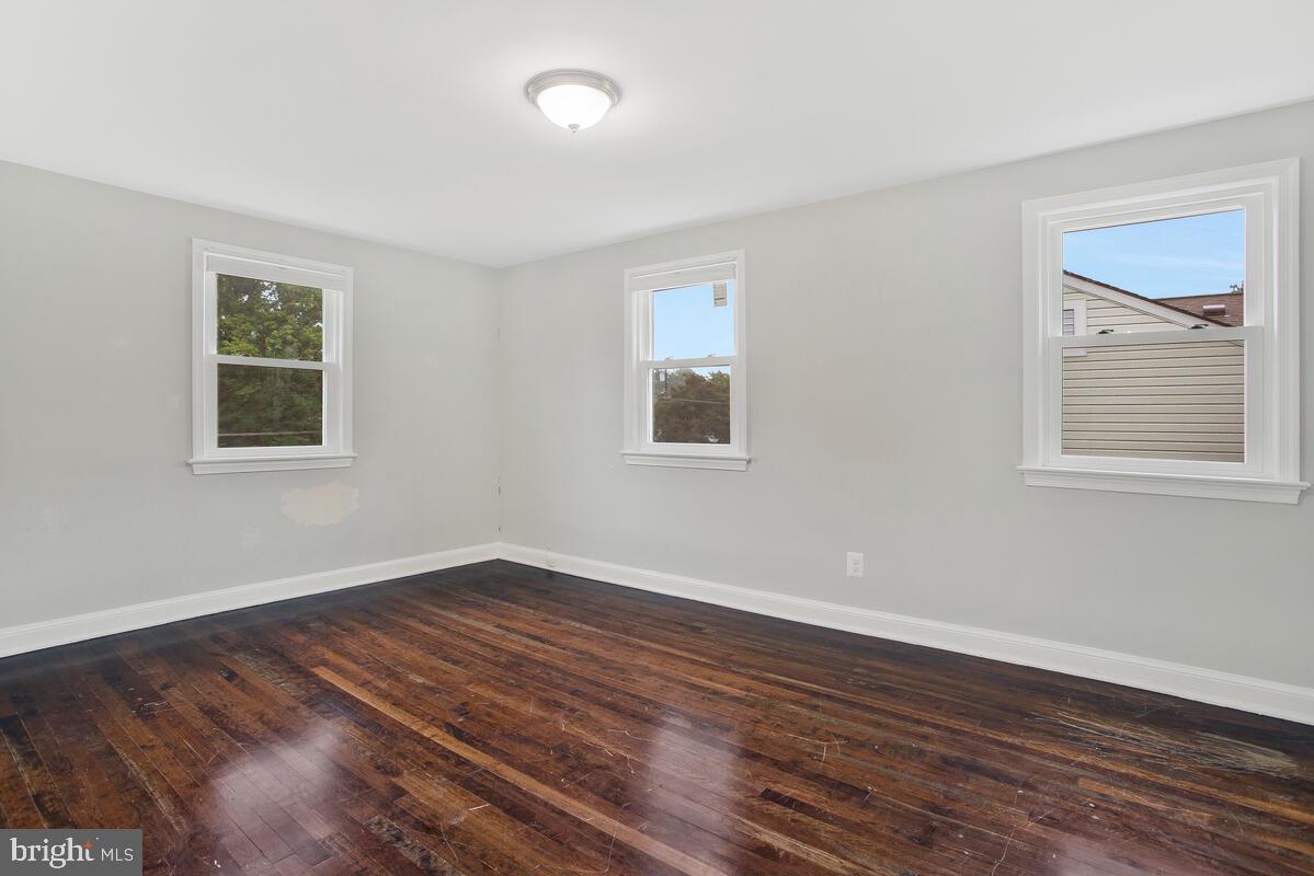 ROCKWOOD - Residential Lease