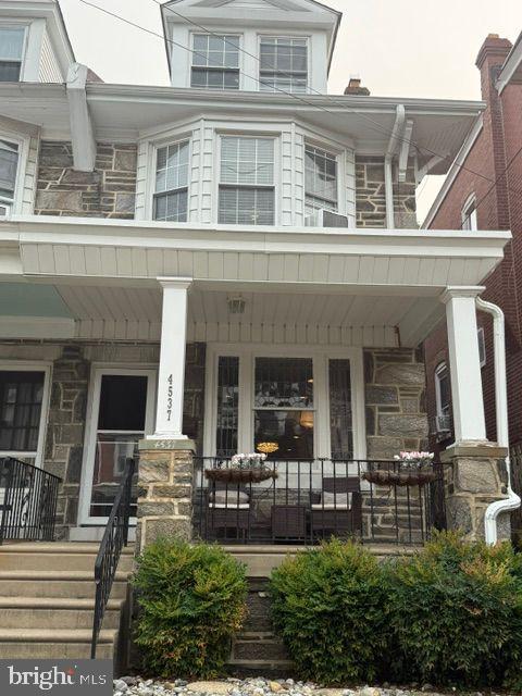 4537 MANAYUNK AVENUE