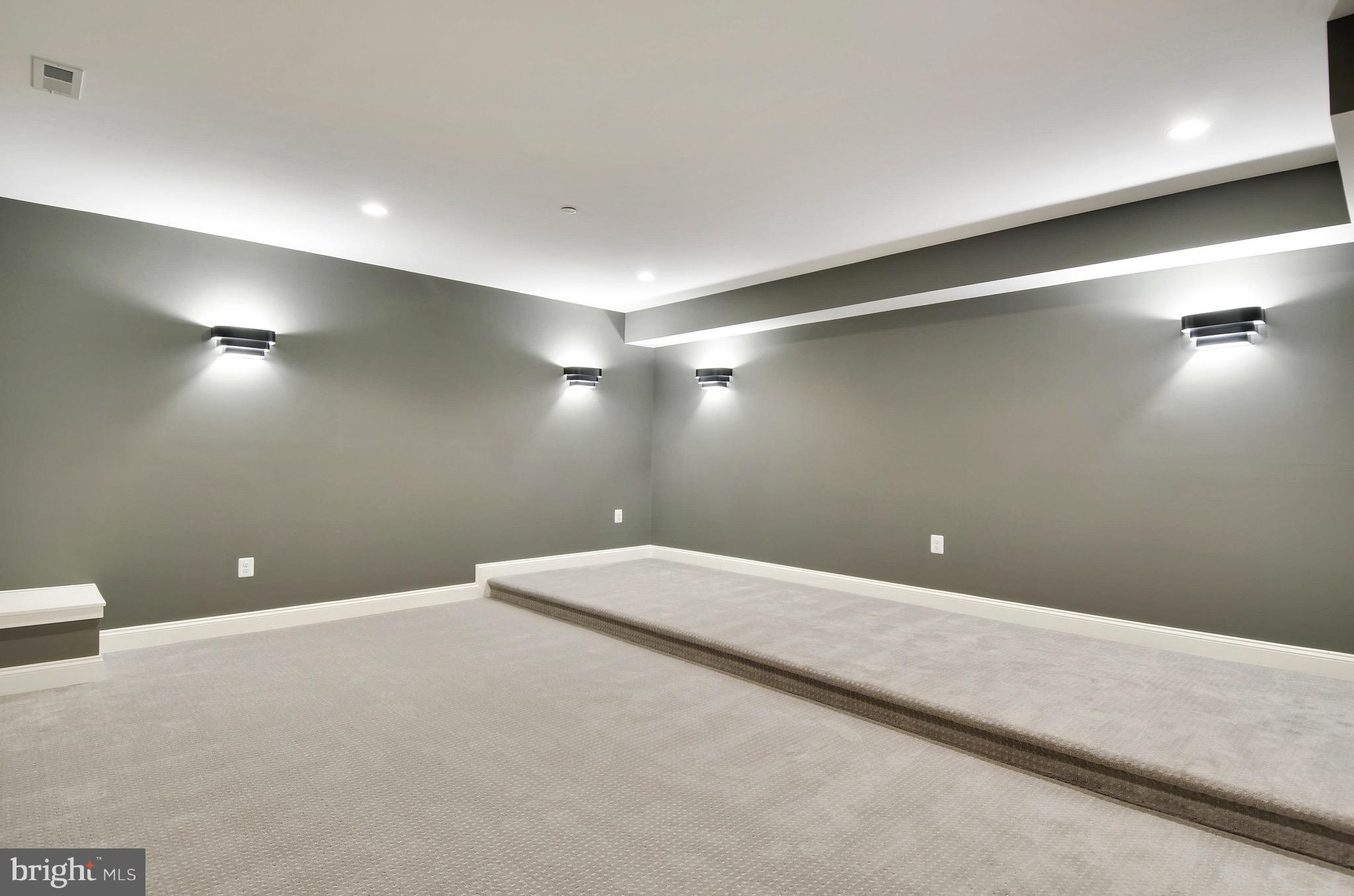 GLEN ECHO HEIGHTS - Residential