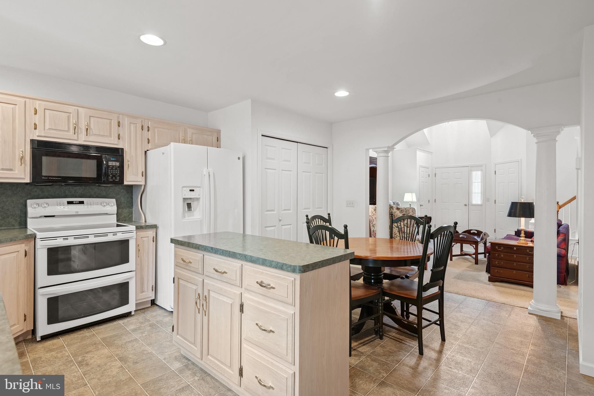 GRANDVIEW MEADOWS - Residential