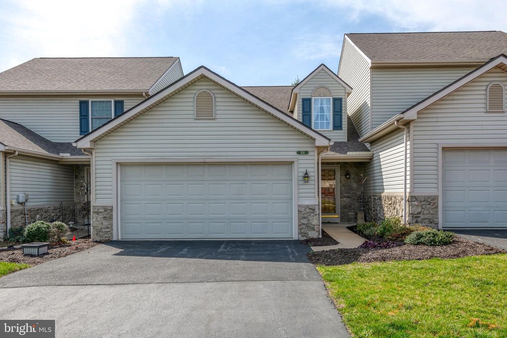 Photo of 434 Hill Street, MOUNT JOY, PA 17552 (MLS # PALA2066688)