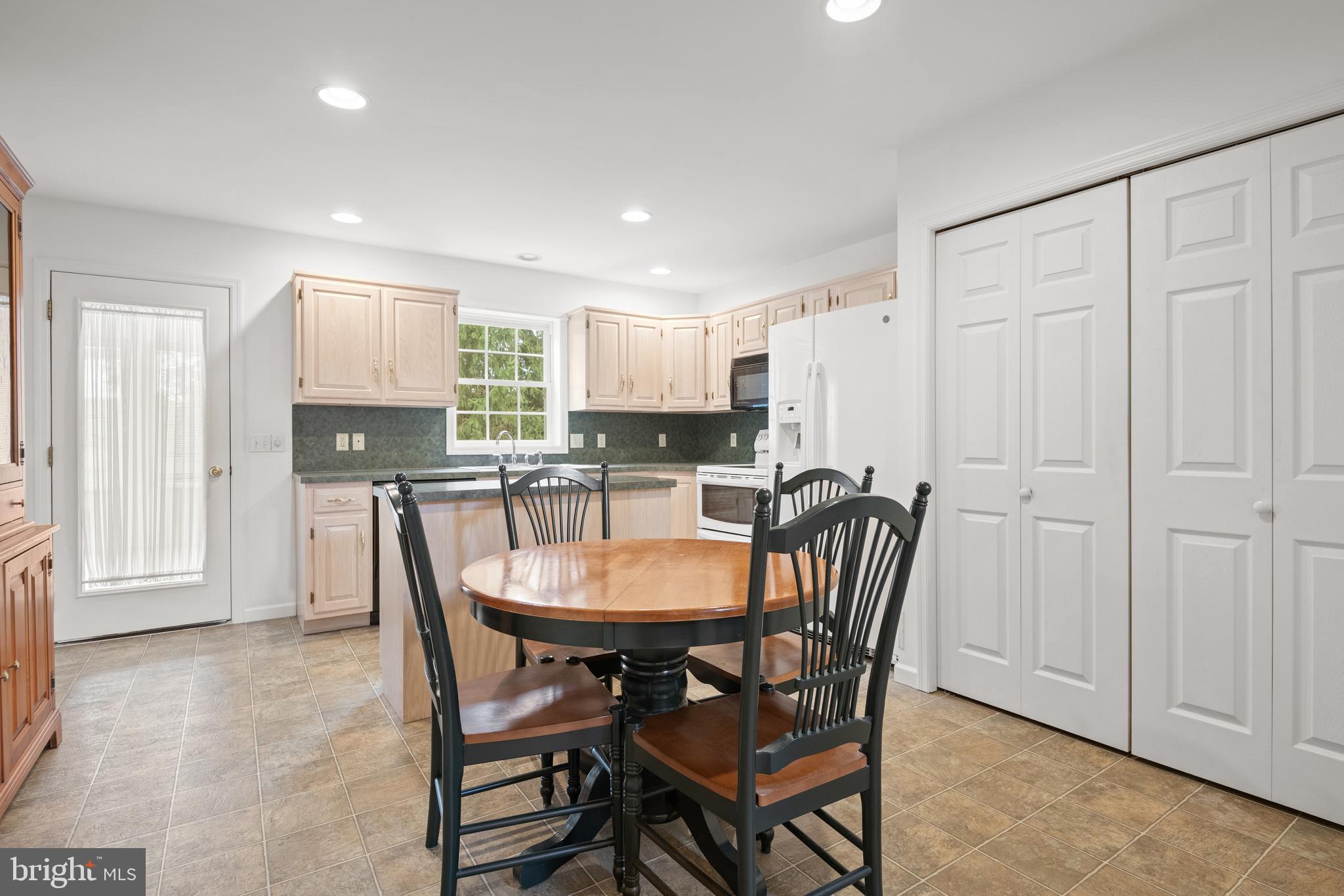 GRANDVIEW MEADOWS - Residential