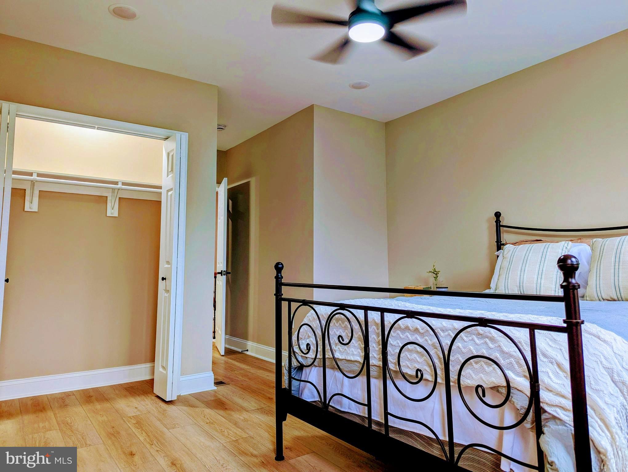 WASHINGTON VILLAGE - Residential