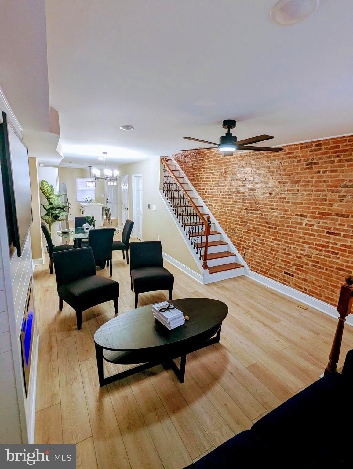 WASHINGTON VILLAGE - Residential