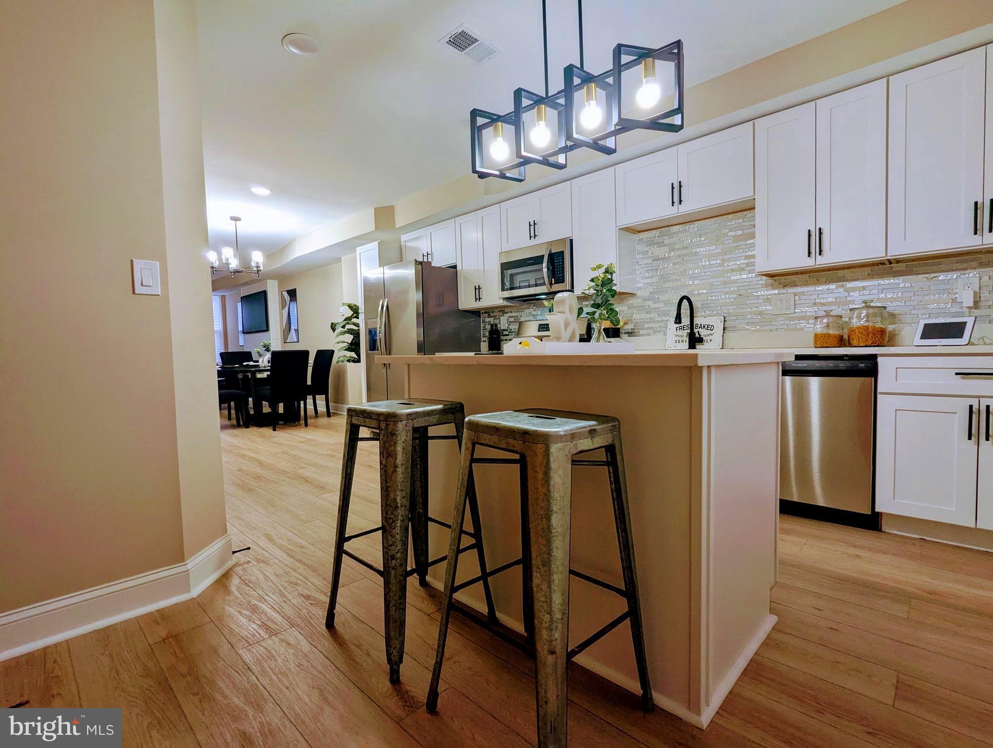 WASHINGTON VILLAGE - Residential