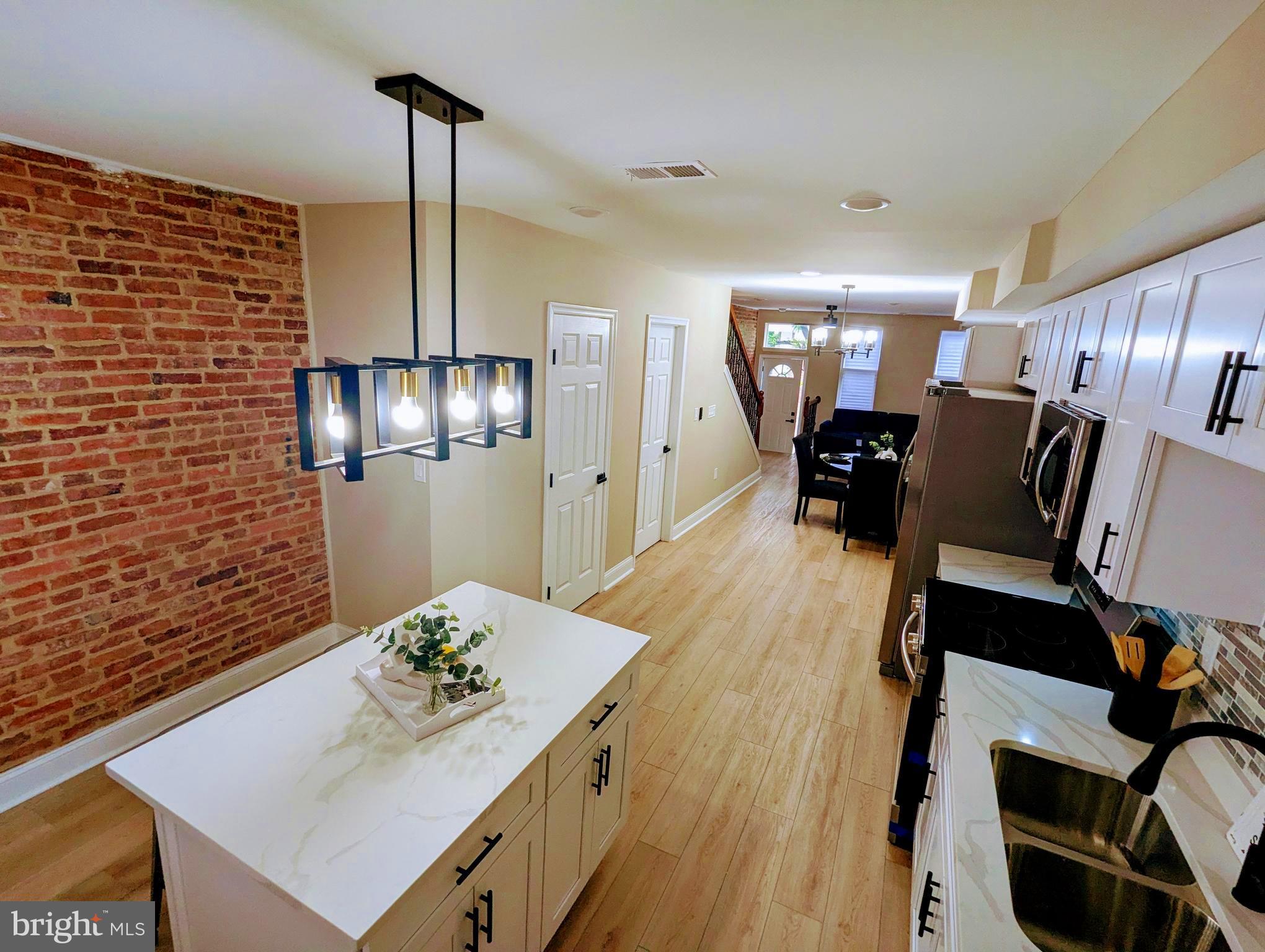WASHINGTON VILLAGE - Residential