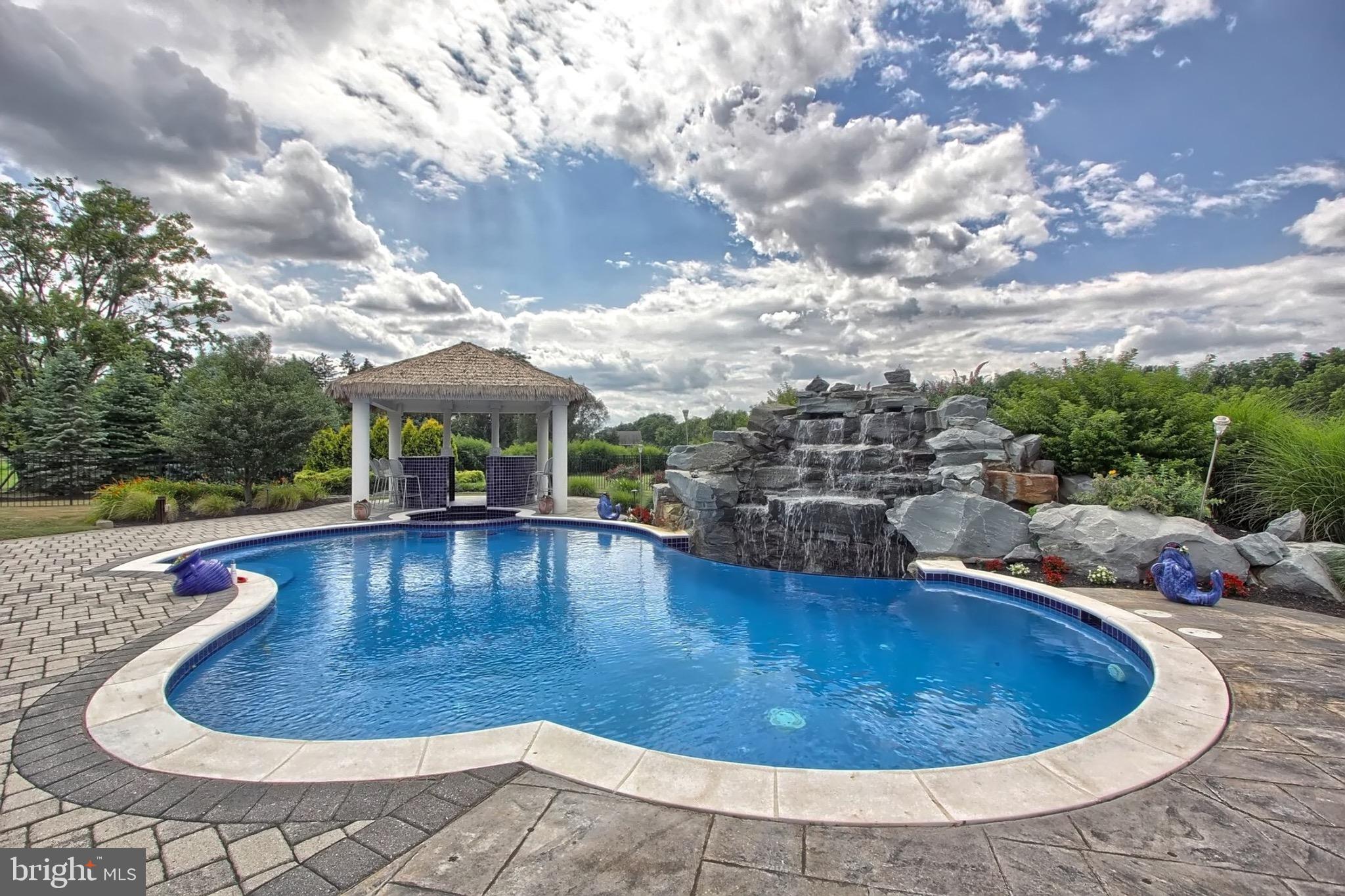 GREYSTONE - Residential