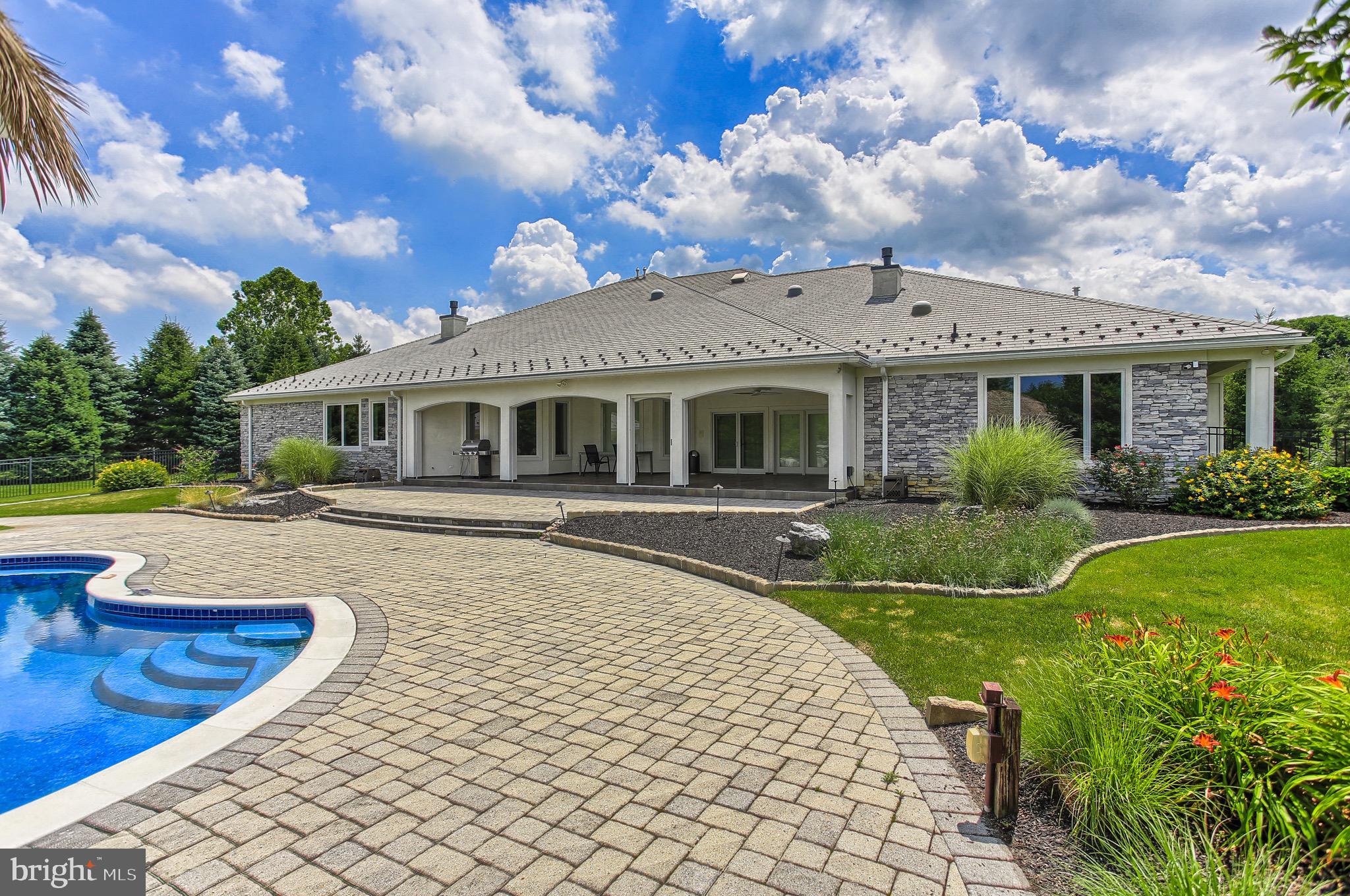 GREYSTONE - Residential