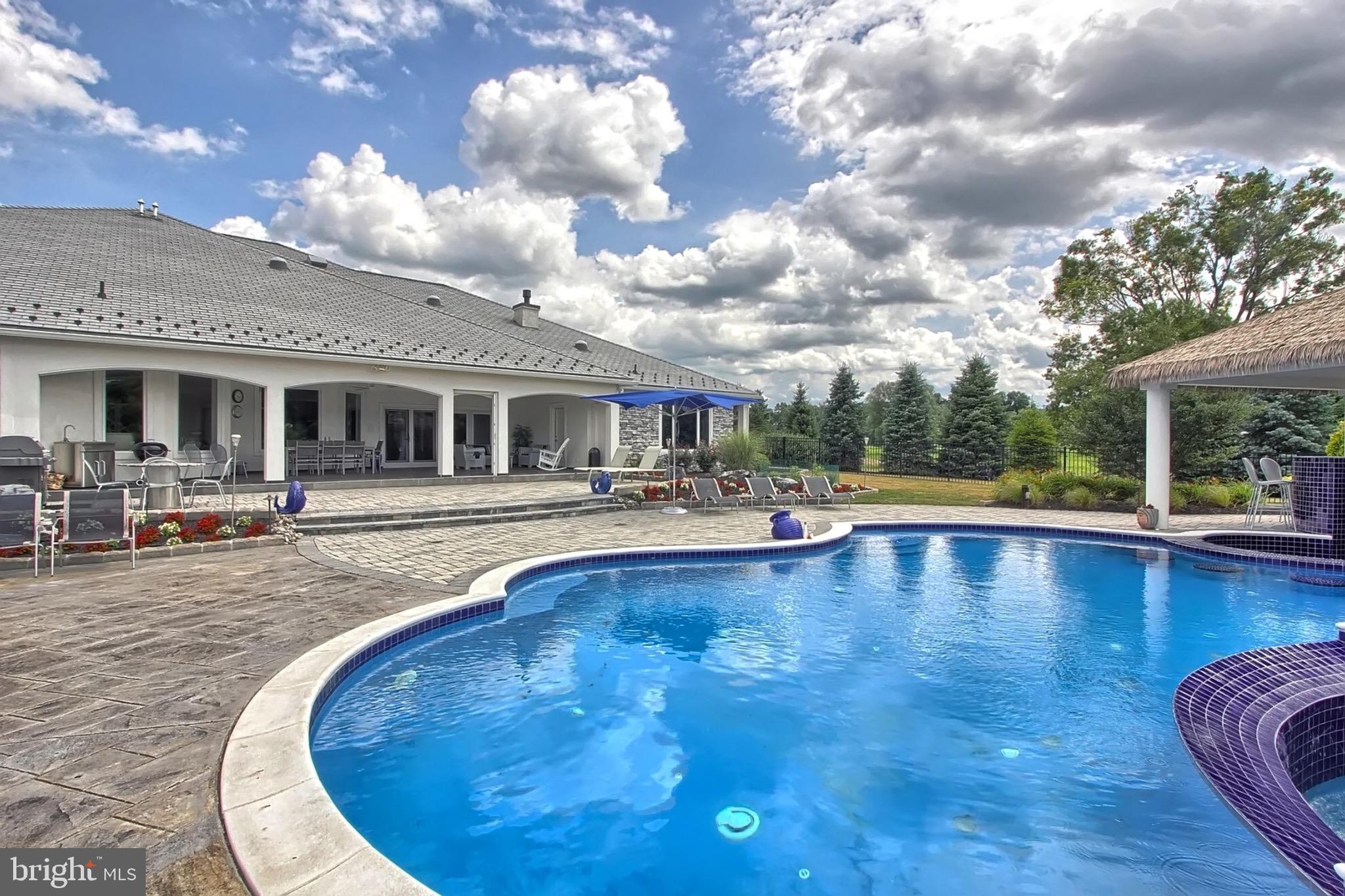 GREYSTONE - Residential