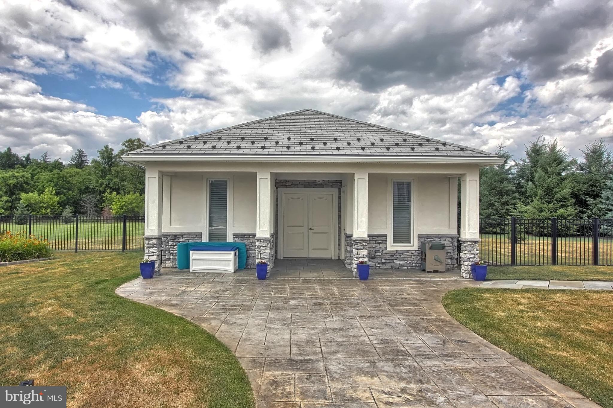 GREYSTONE - Residential