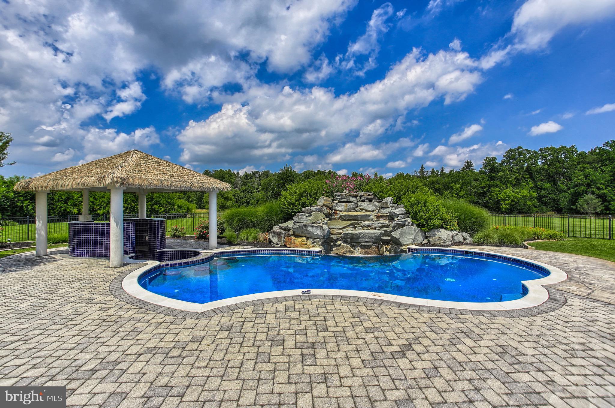 GREYSTONE - Residential