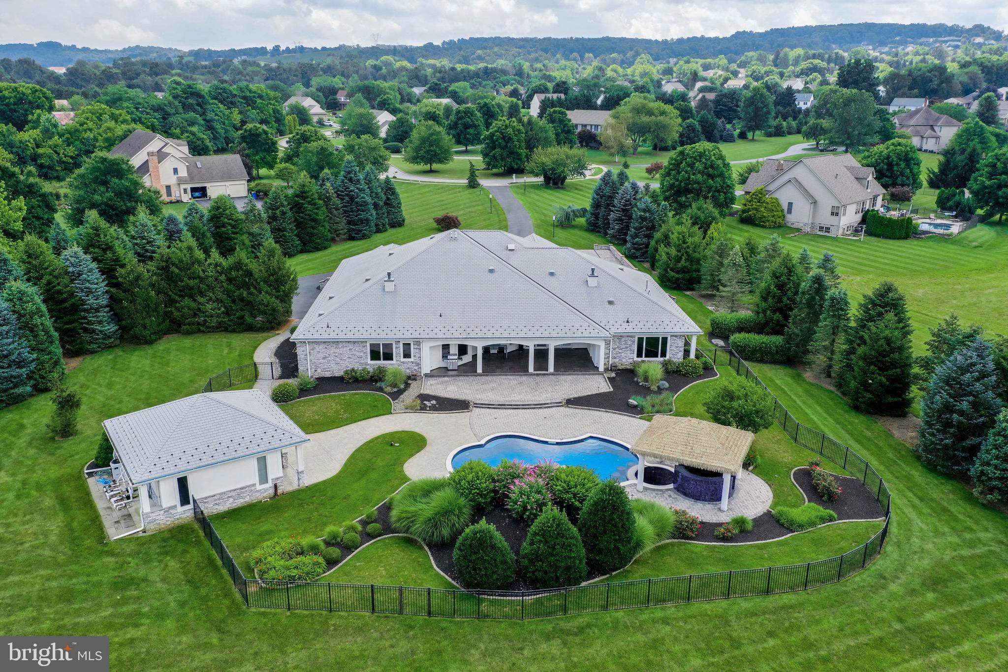 GREYSTONE - Residential