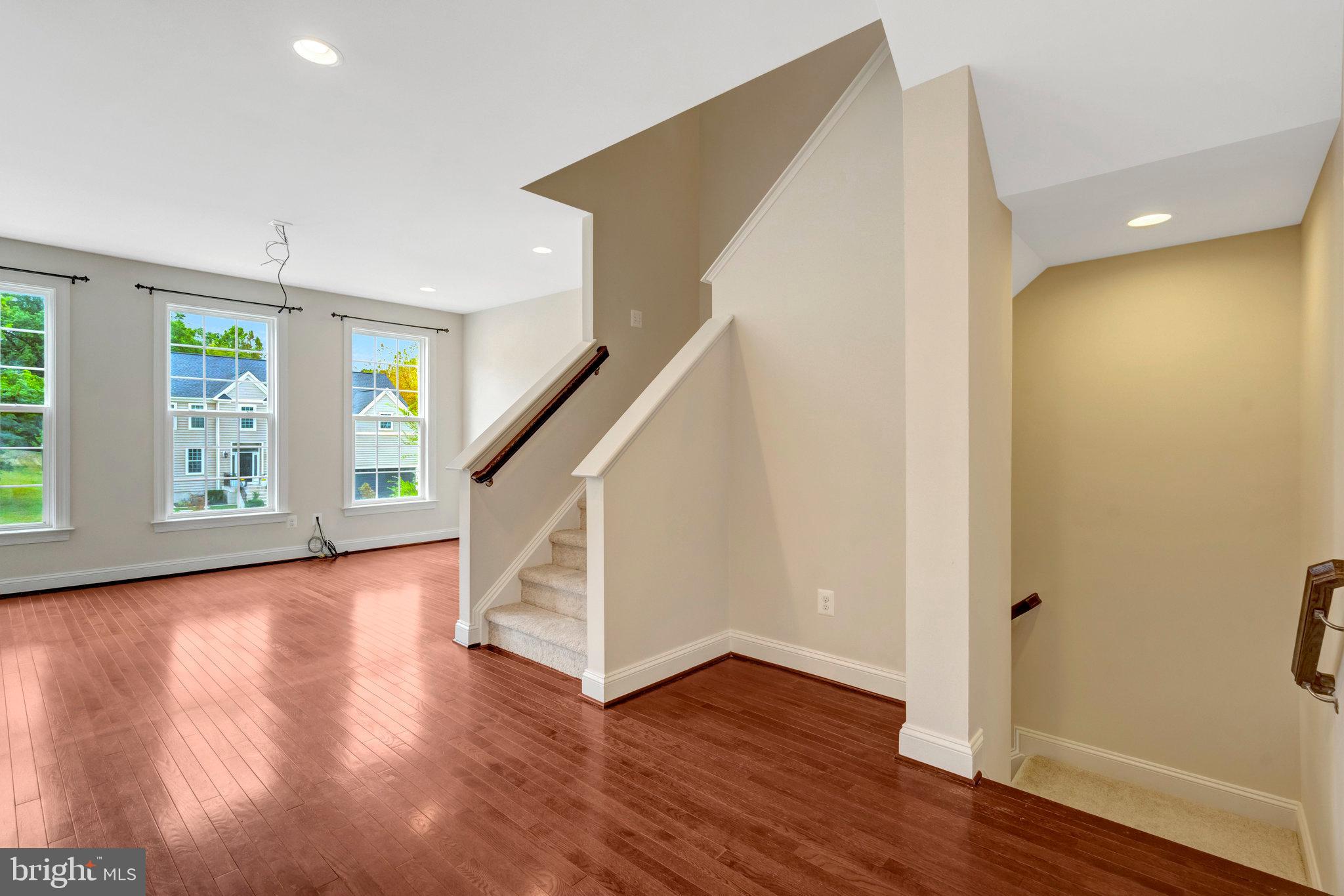 GRANT CORNER - Residential Lease