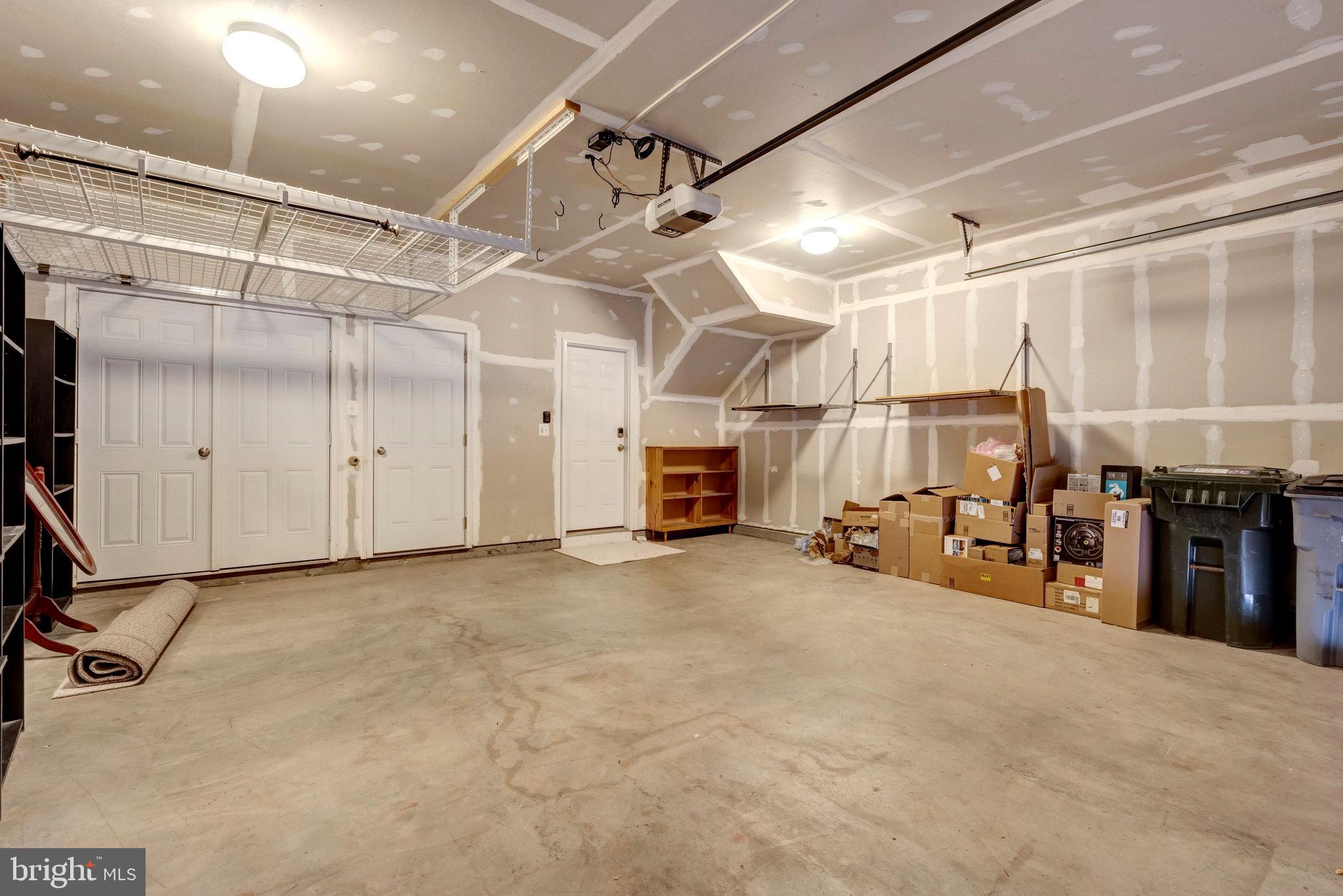 GRANT CORNER - Residential Lease