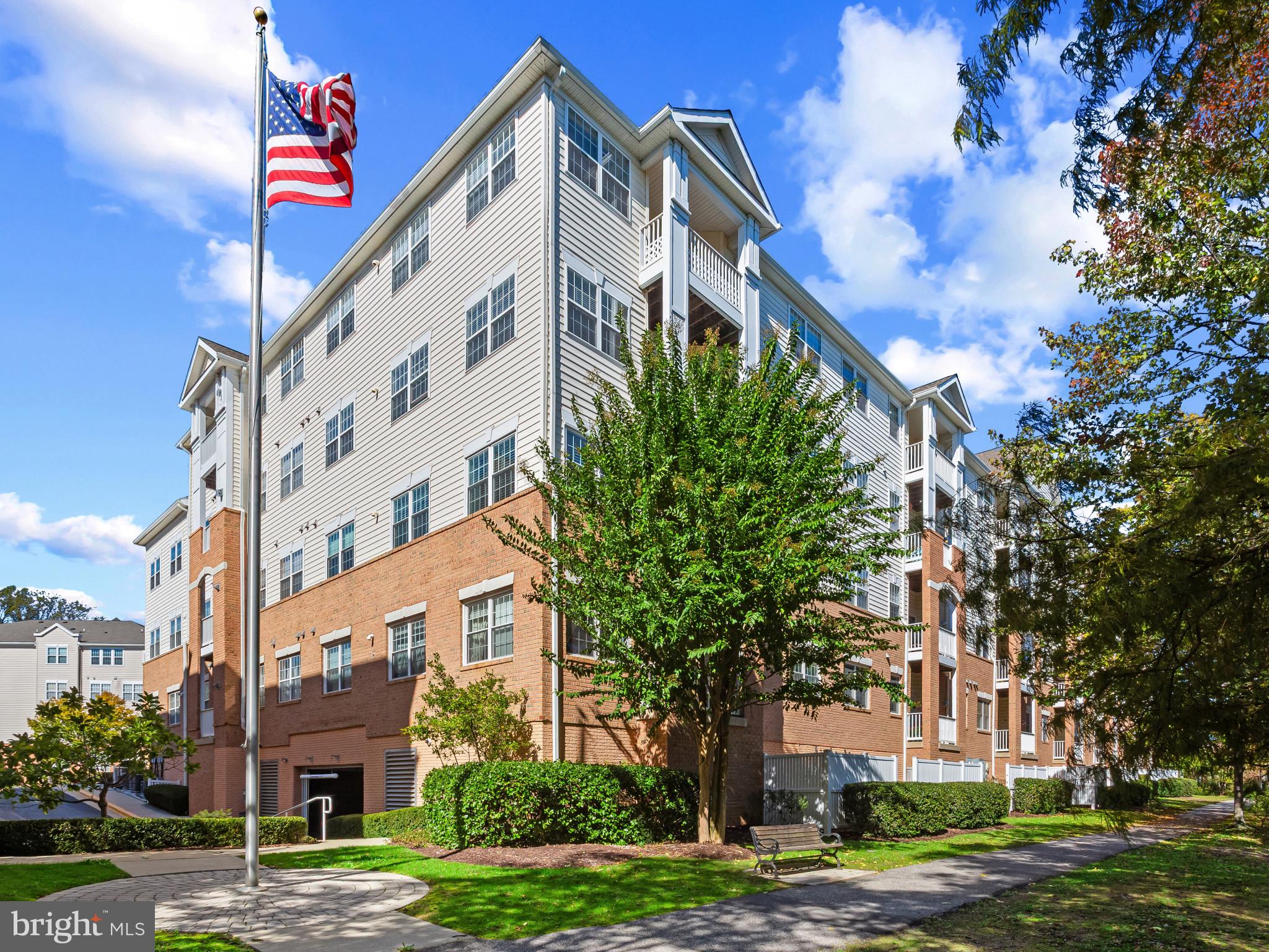 2607 CHAPEL LAKE DRIVE 208