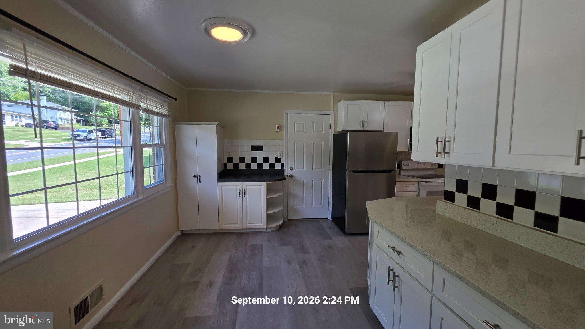 14122 BAUER DRIVE