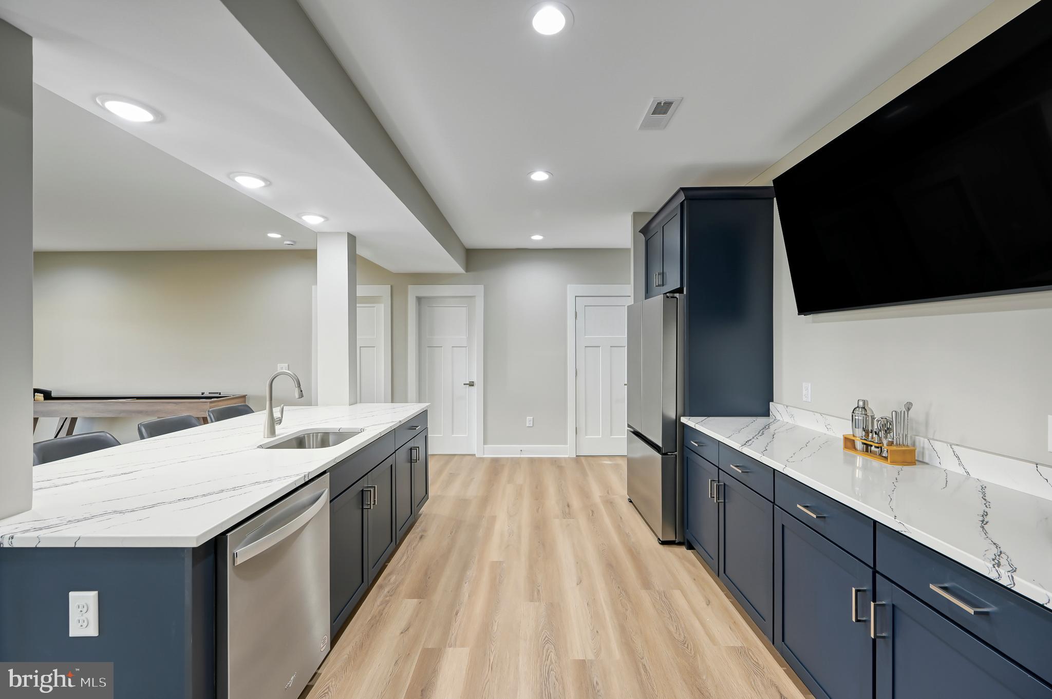 MILL RUN - Residential