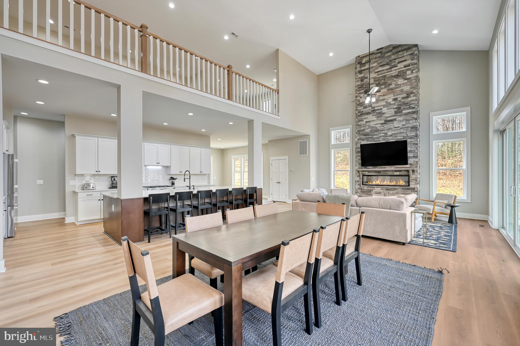 MILL RUN - Residential