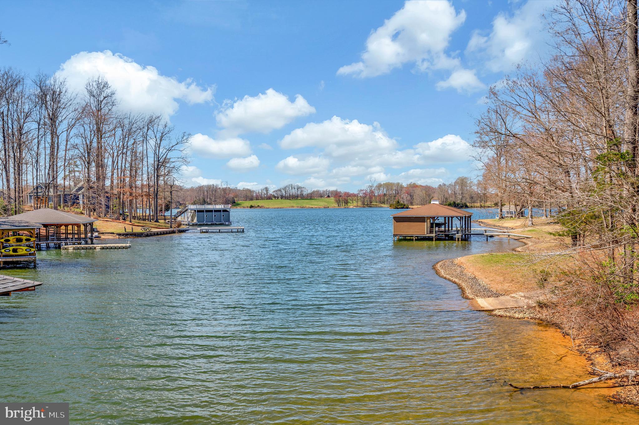 MILL RUN - Residential