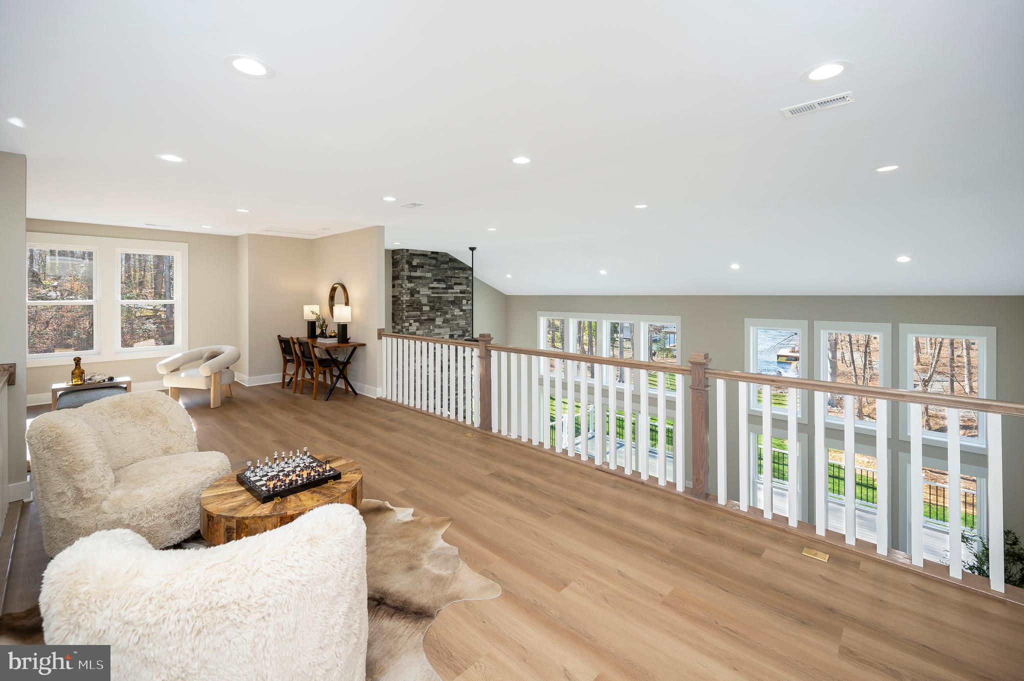 MILL RUN - Residential