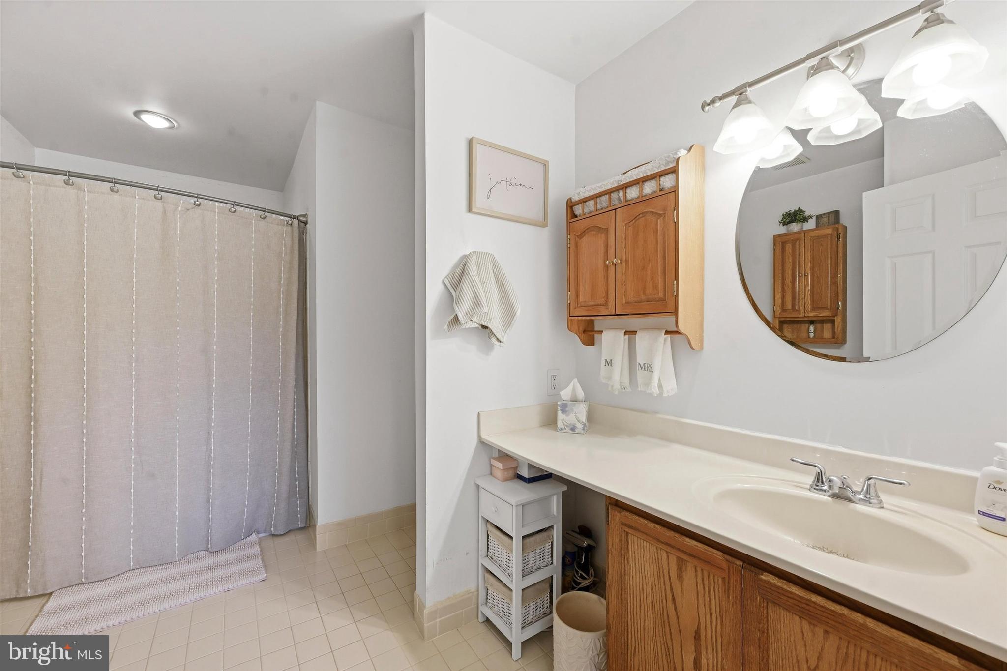 WILLISTOWN WOODS - Residential