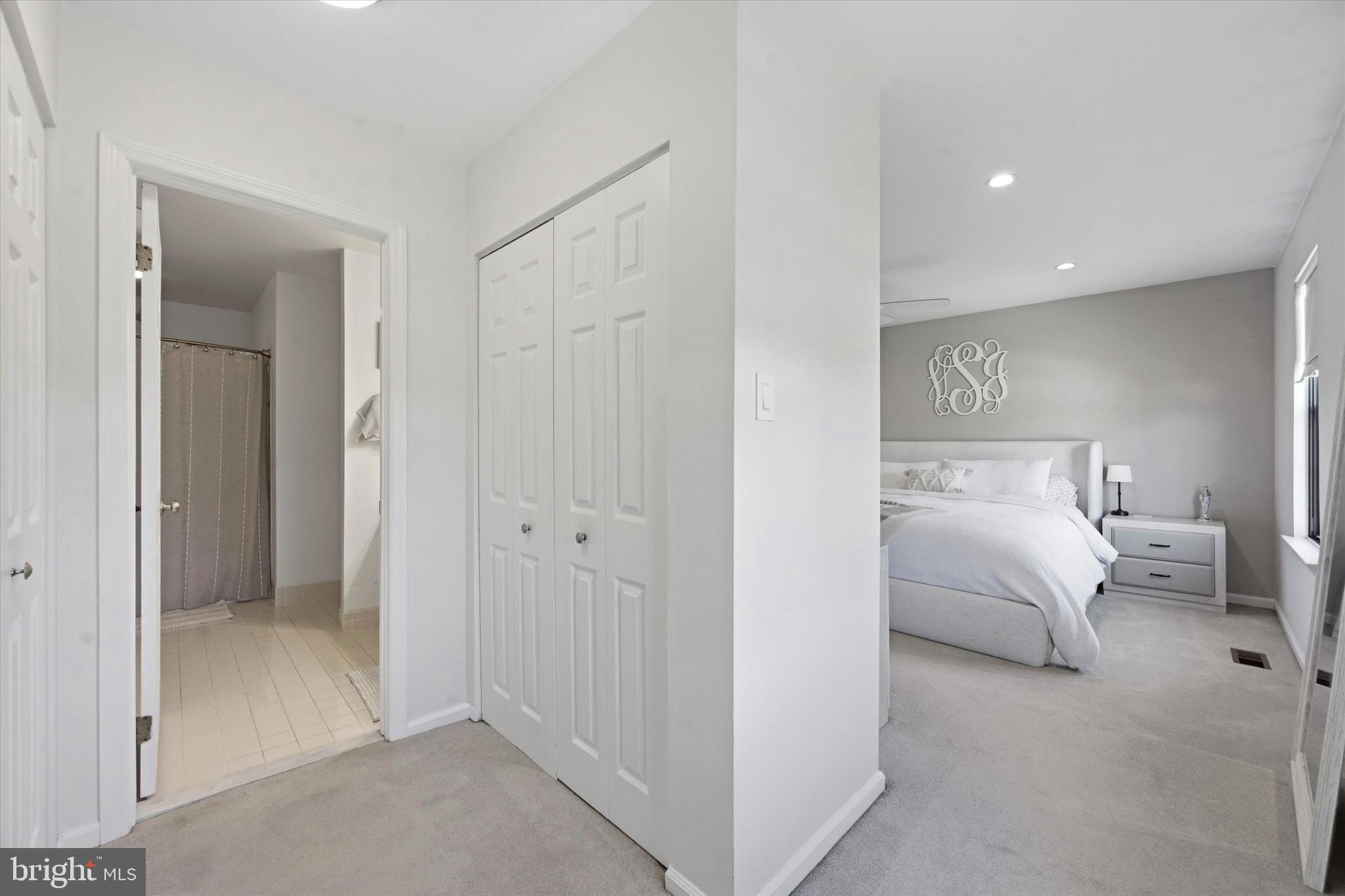 WILLISTOWN WOODS - Residential