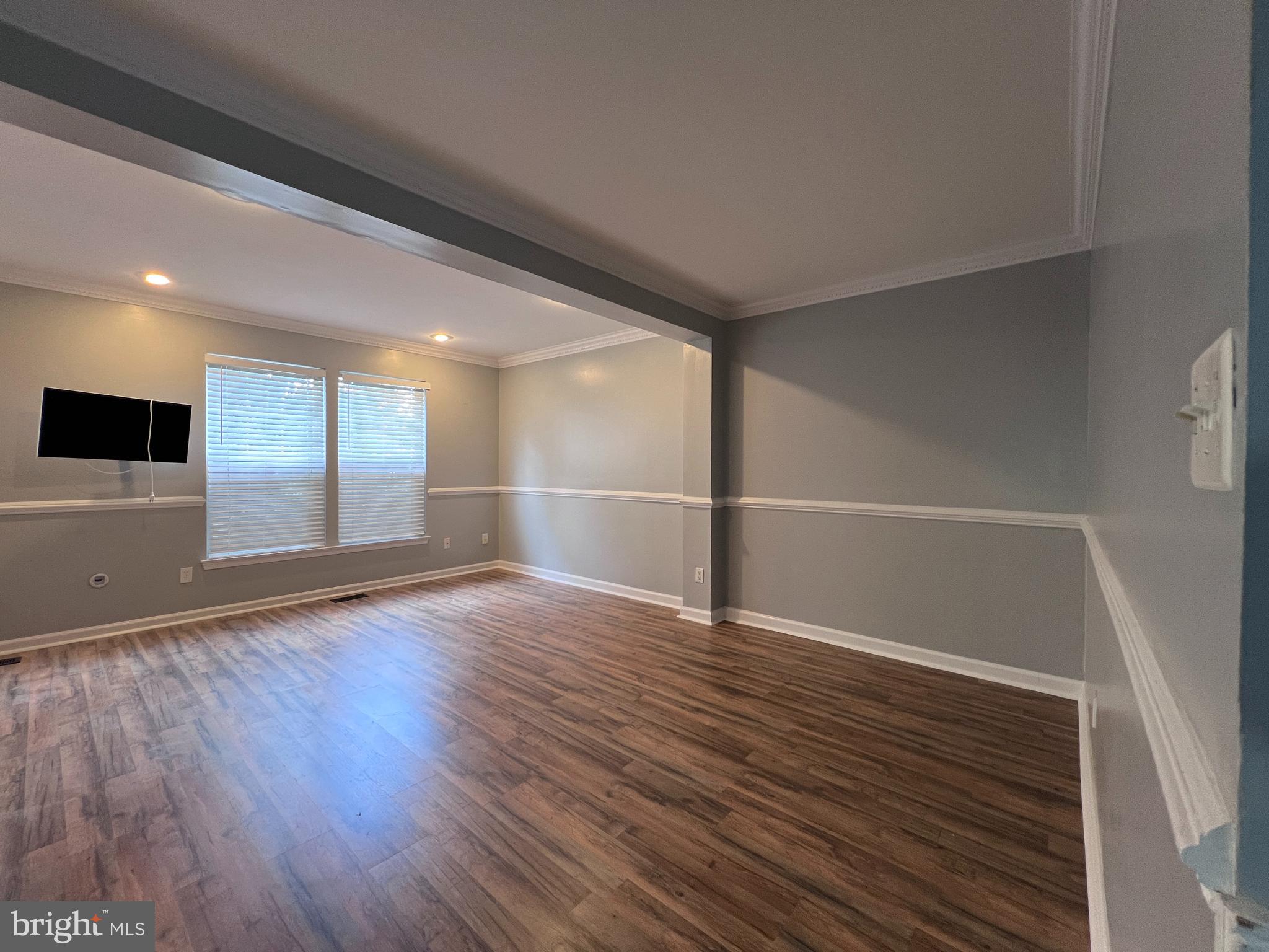 9038 FALCON GLEN COURT
