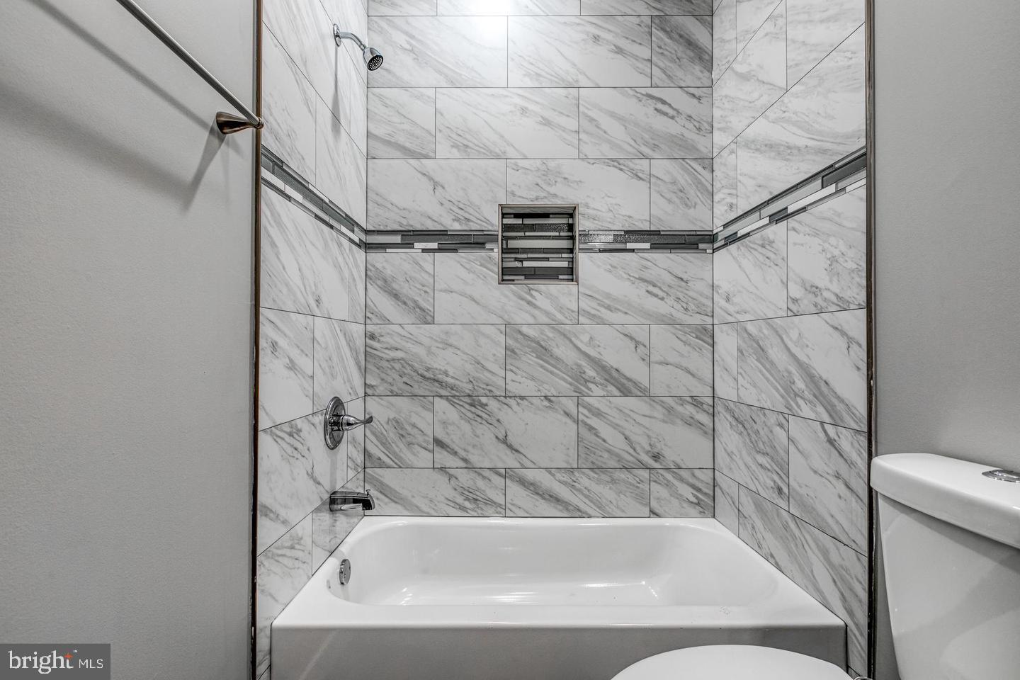 AVENUE OF THE ARTS - Commercial Sale