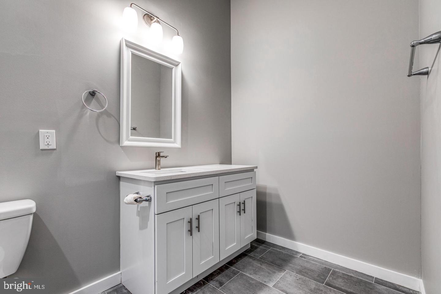 AVENUE OF THE ARTS - Commercial Sale