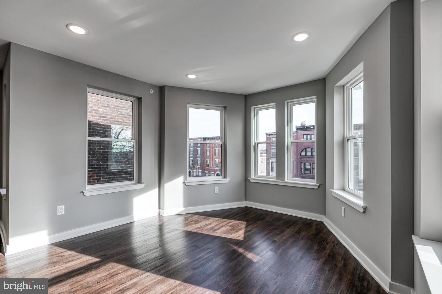 AVENUE OF THE ARTS - Commercial Sale