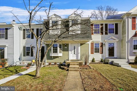31 QUINCY COURT STERLING VA 20165