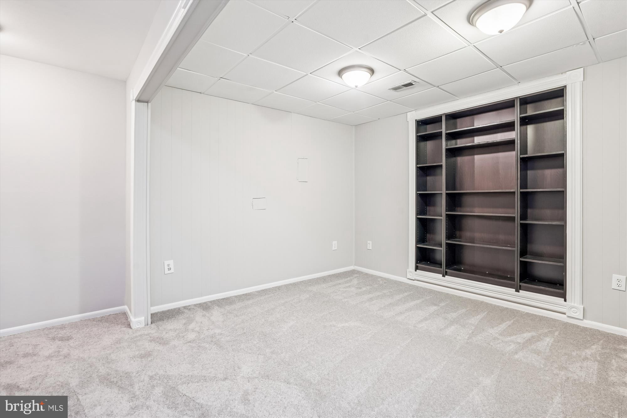 COUNTRYSIDE - Residential