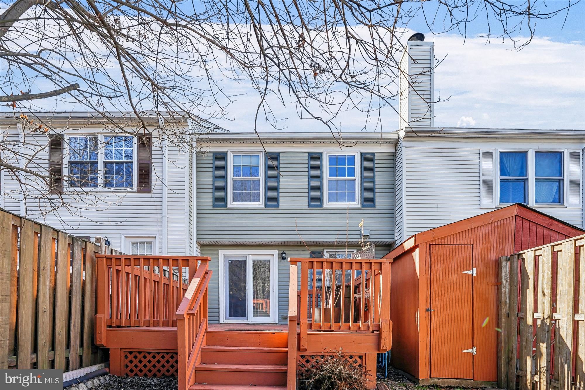 COUNTRYSIDE - Residential