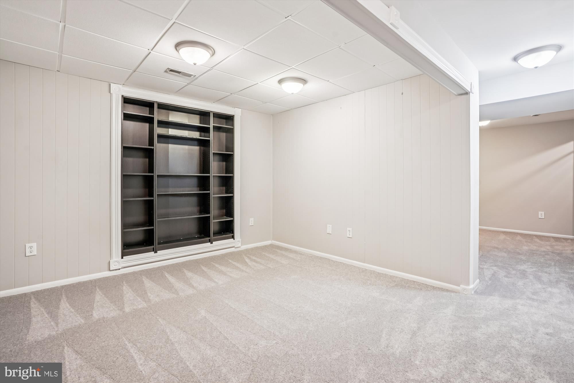 COUNTRYSIDE - Residential