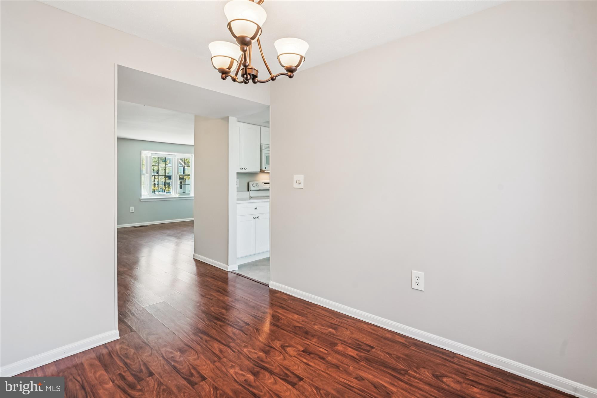 COUNTRYSIDE - Residential